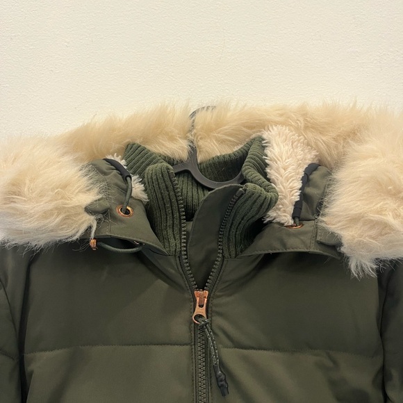 Sweaty Betty Olive Green Puffer Coat size small - Picture 6 of 9